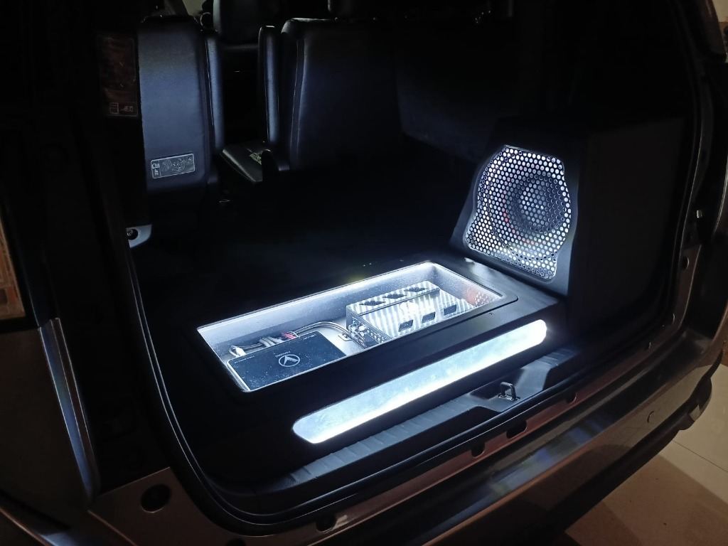 Instalasi Audio Mobil Kustom